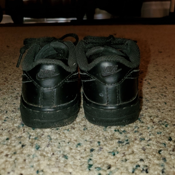 Nike Youth size 8 Black Air Force One - Picture 6 of 8